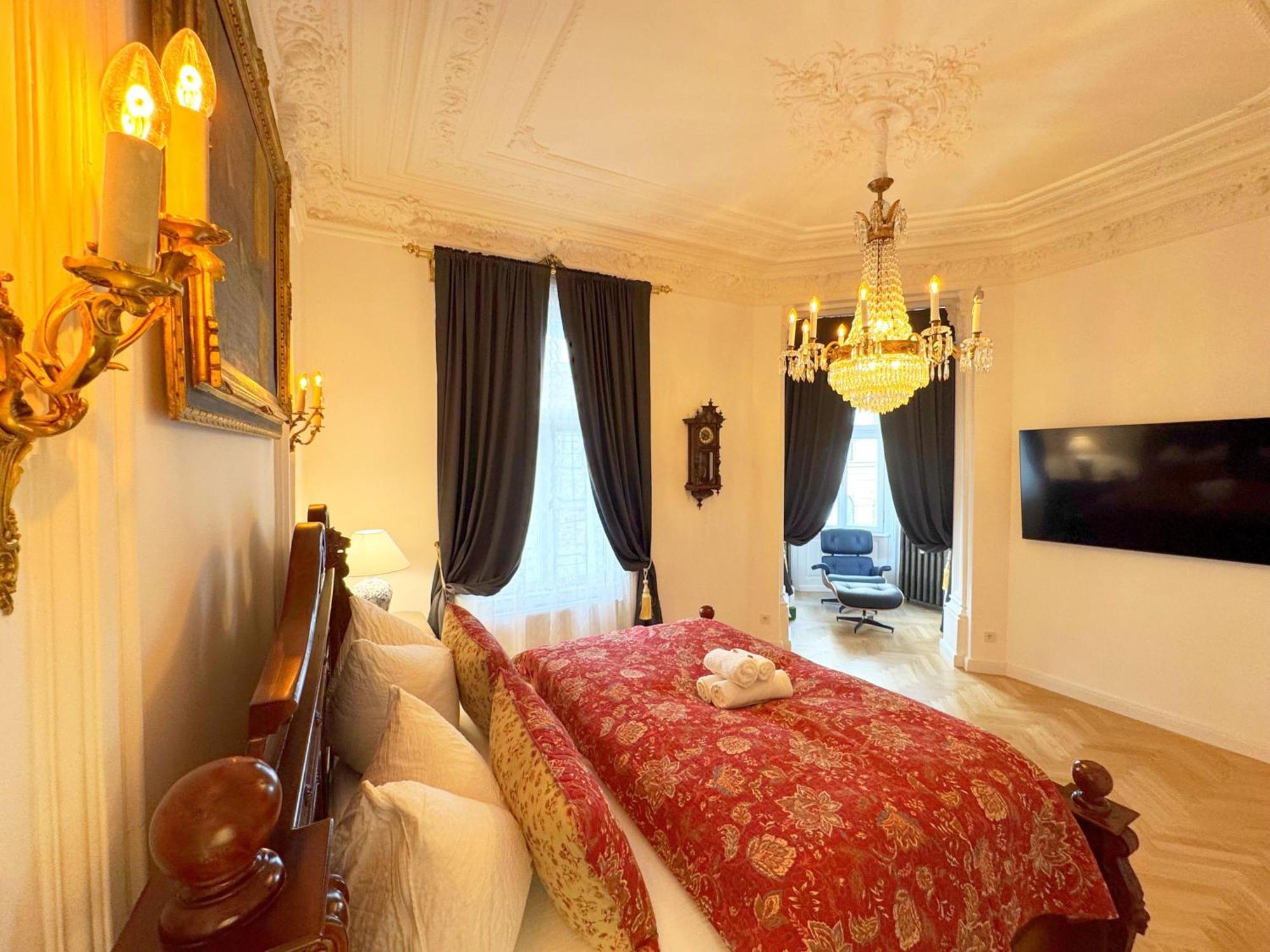 7Th Heaven Vienna Center Apartments ภายนอก รูปภาพ